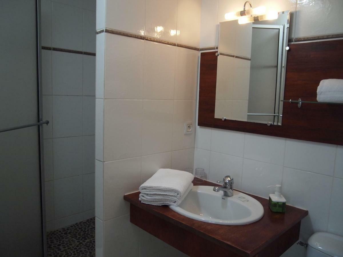 Hotel Colbert Tours Kültér fotó